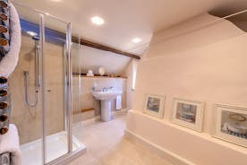 Lower Leigh - The Georgian bedroom has an ensuite shower room