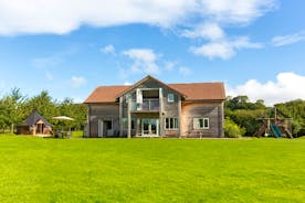 Fuzzy Orchard - Luxury large group accommodation in Somerset