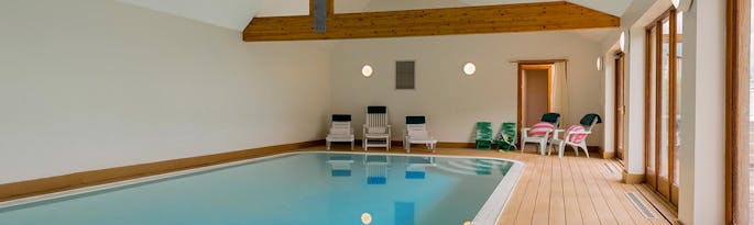 Group Accommodation With A Private Indoor Pool and Hot Tub