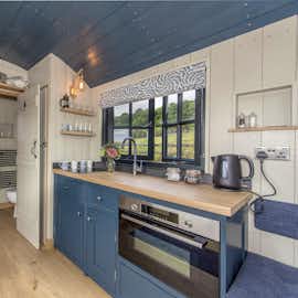 Copper Beech - There's underfloor heating and a wood-burner for cosy winter days Copper Beech - There's underfloor heating and a wood-burner for cosy winter days