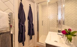 Pigertons - Bedroom 4 has an en suite shower room