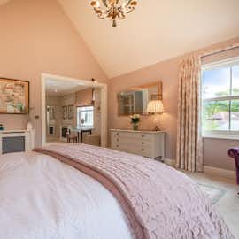 Overbrooks - Bedroom 1 sleeps 2 in a super king bed Overbrooks - Bedroom 1 sleeps 2 in a super king bed