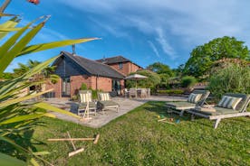 Ridgeview: Luxury large group holiday house in the Somerset countryside