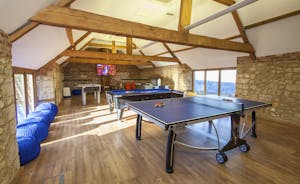 Beaverbrook 20 - Such a cool games room!