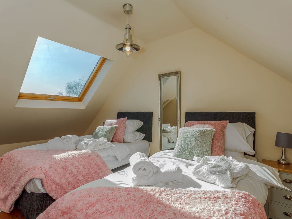 Bumblebee Barn | 4 Bedroom Barn Holiday Rental In Derbyshire ...