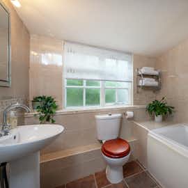 The Grace House: Bedroom 10 has an ensuite bathroom The Grace House: Bedroom 10 has an ensuite bathroom