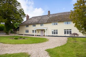 Pippinsands, Stonehayes Farm - Book for holidays and short breaks in Devon