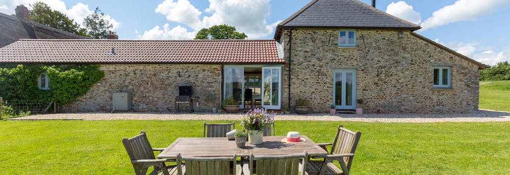 Last Minute Devon Holiday Cottages Blog Stonehayes Farm