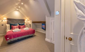 Duxhams - Restful and cosy: Bedroom 7 on the top floor