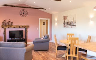 'Accommodation for business professionals in Essex' - Holiday Ideas