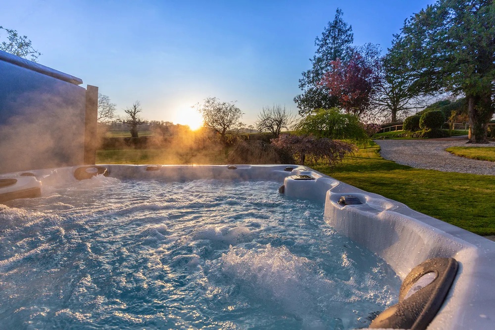 Hot tub at Stonehayes Farm