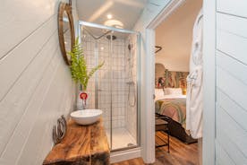 Tickety-Boo - The ensuite shower room for Bedroom 4