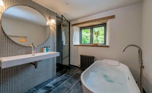 Otterhead House  - The main bathroom has a wonderful modern country feel