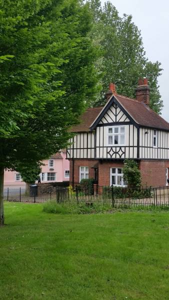 Gallery Apartment 1 first floor Old School Holiday Properties Bury St Edmunds Old School