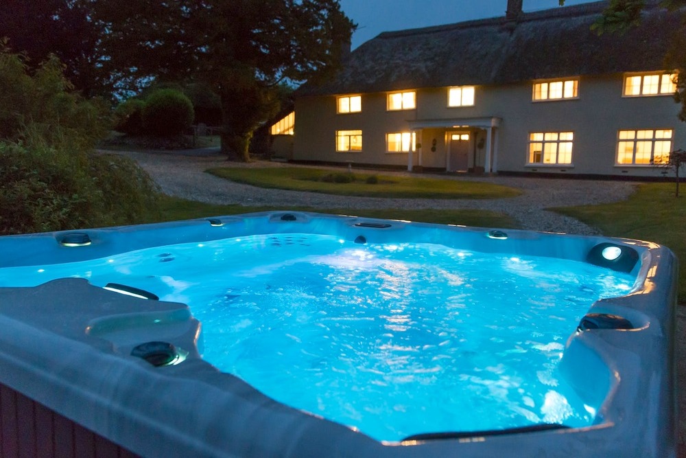 Hot tub at Stonehayes Farm