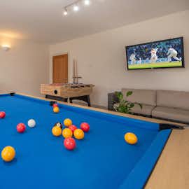 Holemoor Stables - Can't beat a game of pool before dinner Holemoor Stables - Can't beat a game of pool before dinner