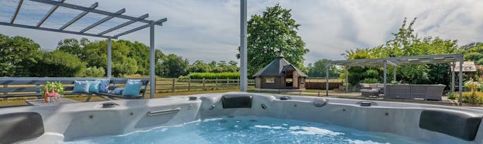 New Property Alert! Swallows Rest: A Perfect Piece of Somerset
