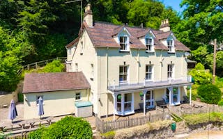 'Be Quick...Holly Tree House for May Bank Holidays? ??!' - Holiday Ideas