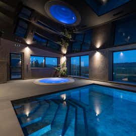 Hill View - The spa hall with pool and hot tub is exclusively yours for the whole of your stay Hill View - The spa hall with pool and hot tub is exclusively yours for the whole of your stay