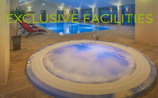'Large Luxury Accommodation with Pools and Hot Tubs' - Holiday Ideas