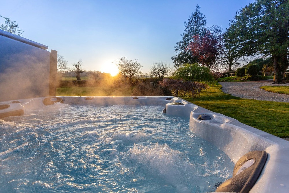Hot tub at Stonehayes Farm