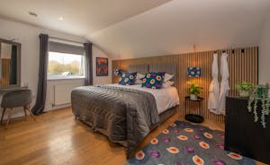 Ham Bottom - Bedroom 5: Super king or twin and an ensuite wet room