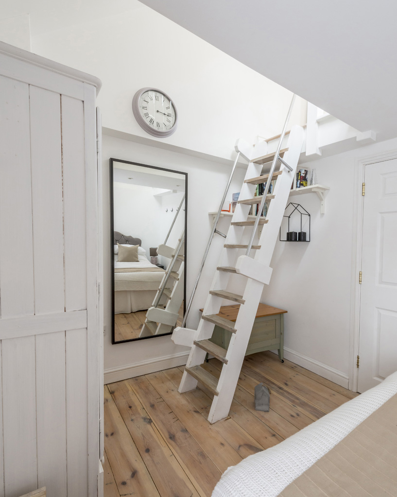 Extras Teachers Cottage Sherborne Shortbreaks Com