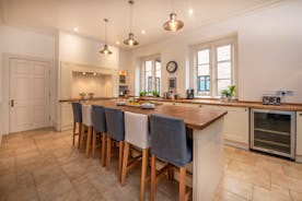 The Old Rectory - A spacious and fully equipped kitchen with all you need to rustle up a celebratory feast
