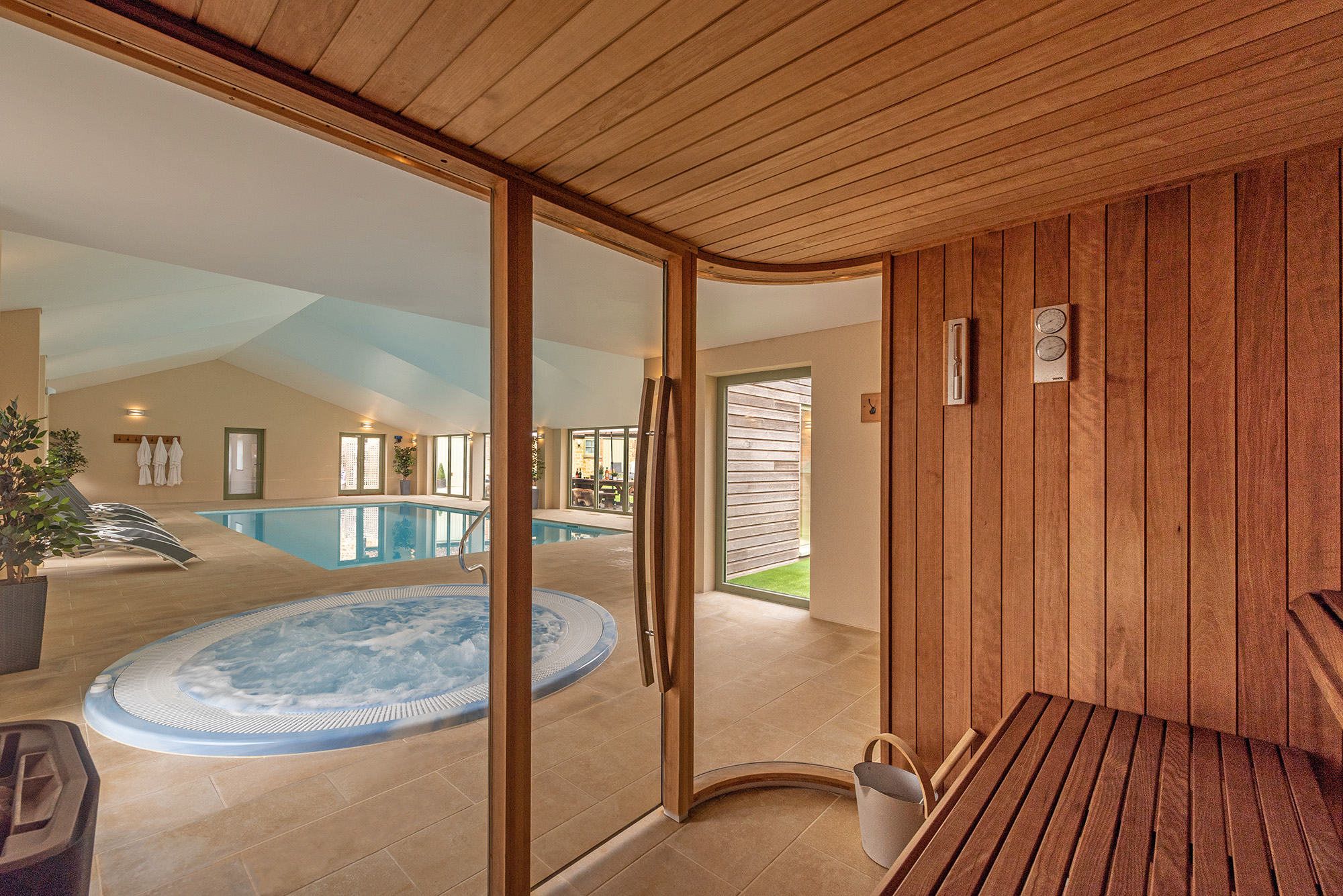 Gallery Beaverbrook 20 Somerset Sleeps 12