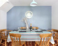Dining area in kitchen Wisteria