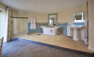 Quantock Barns - Posh Piggery (extra charge) has a freestanding bath and a separate shower