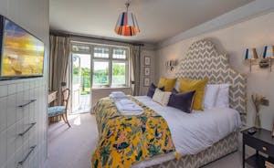 Duxhams - Bedroom 3: so stylish and well co-ordinated