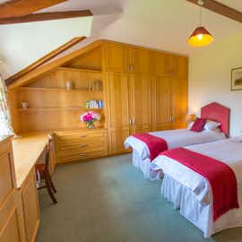 Twin Bedroom Twin Bedroom