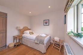 Perys Hill - The Cottage: Bedroom 3 has 1 extra guest bed for a  child (12 years and under)