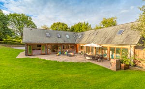 Flossy Brook - This luxury holiday lodge stands in large grounds in the Somerset countryside