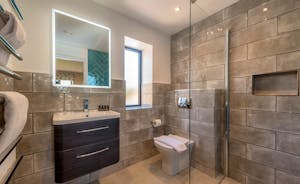 Croftview - Bedroom 9 (Pheasant) has an en suite shower room