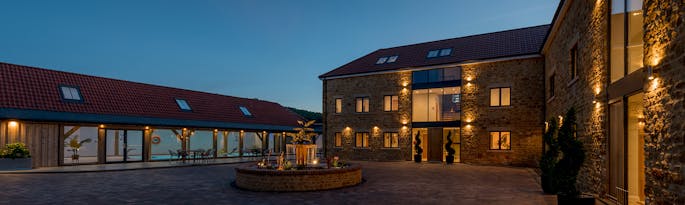 Croftview is the most amazing large property in Somerset sleeping up to 30 guests in 13 bedrooms. With its very own spa hall it is perfect for your relaxed hen weekend