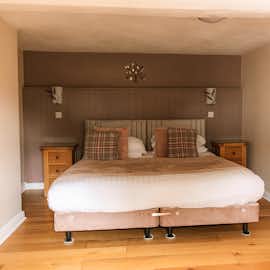 Bedroom 3 (Superking or Twin) Bedroom 3 (Superking or Twin)