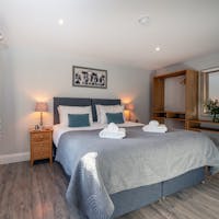 Bedroom 10 (Foxwell) Bedroom 10 (Foxwell)