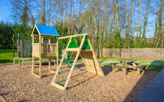 'Large Holiday Homes with Play Areas' - Holiday Ideas