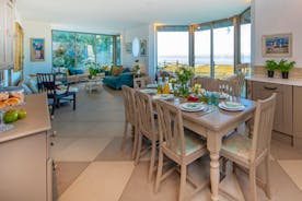 Tides Reach - At the back of the house the long kitchen/living room has spectacular views of the estuary