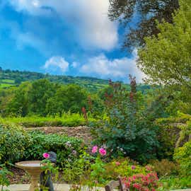 Lower Leigh - Settle back and enjoy the breathtaking views Lower Leigh - Settle back and enjoy the breathtaking views