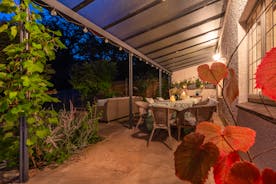 Babblebrook - Enjoy balmy evenings out on the veranda