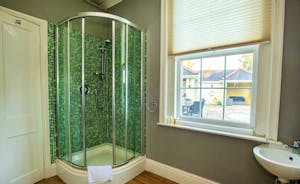 Sandfield House - Bedroom 6 has an en suite shower room