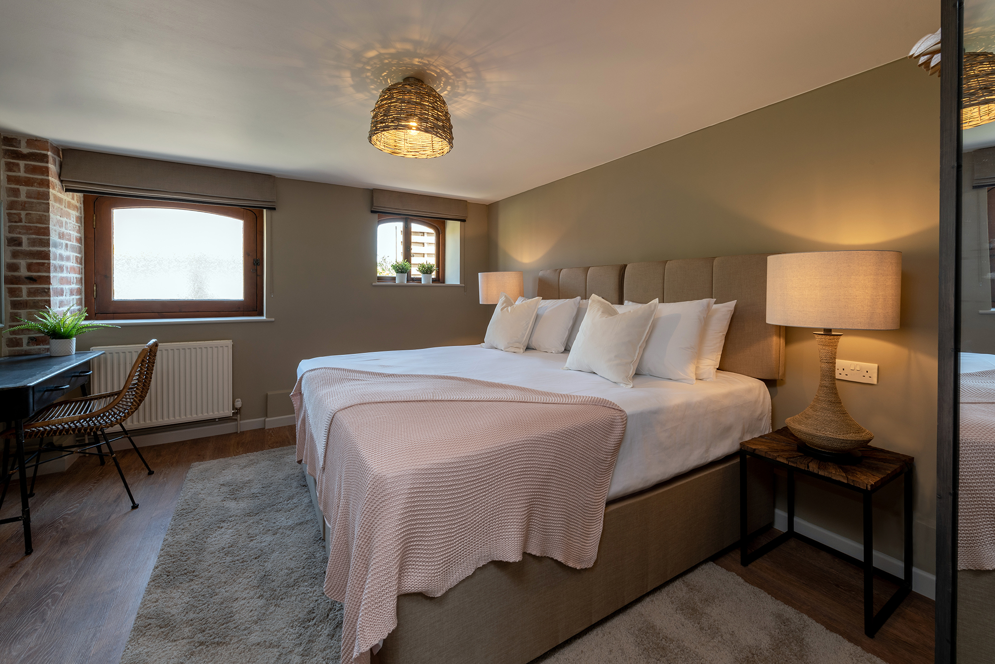 Gallery Whimbrels Barton Somerset Sleeps 12