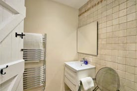 Pinklet - There's a ground floor shower room too
