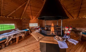 Beaverbrook 20 - Snuggle up beneath the twinkly lights in the BBQ lodge