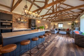 Whimbrels Barton - Get together in the huge open-plan living/entertaining room