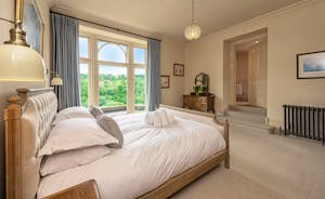 Wonham House - Bedroom 2 has a super king bed and an ensuite bathroom with a separate shower