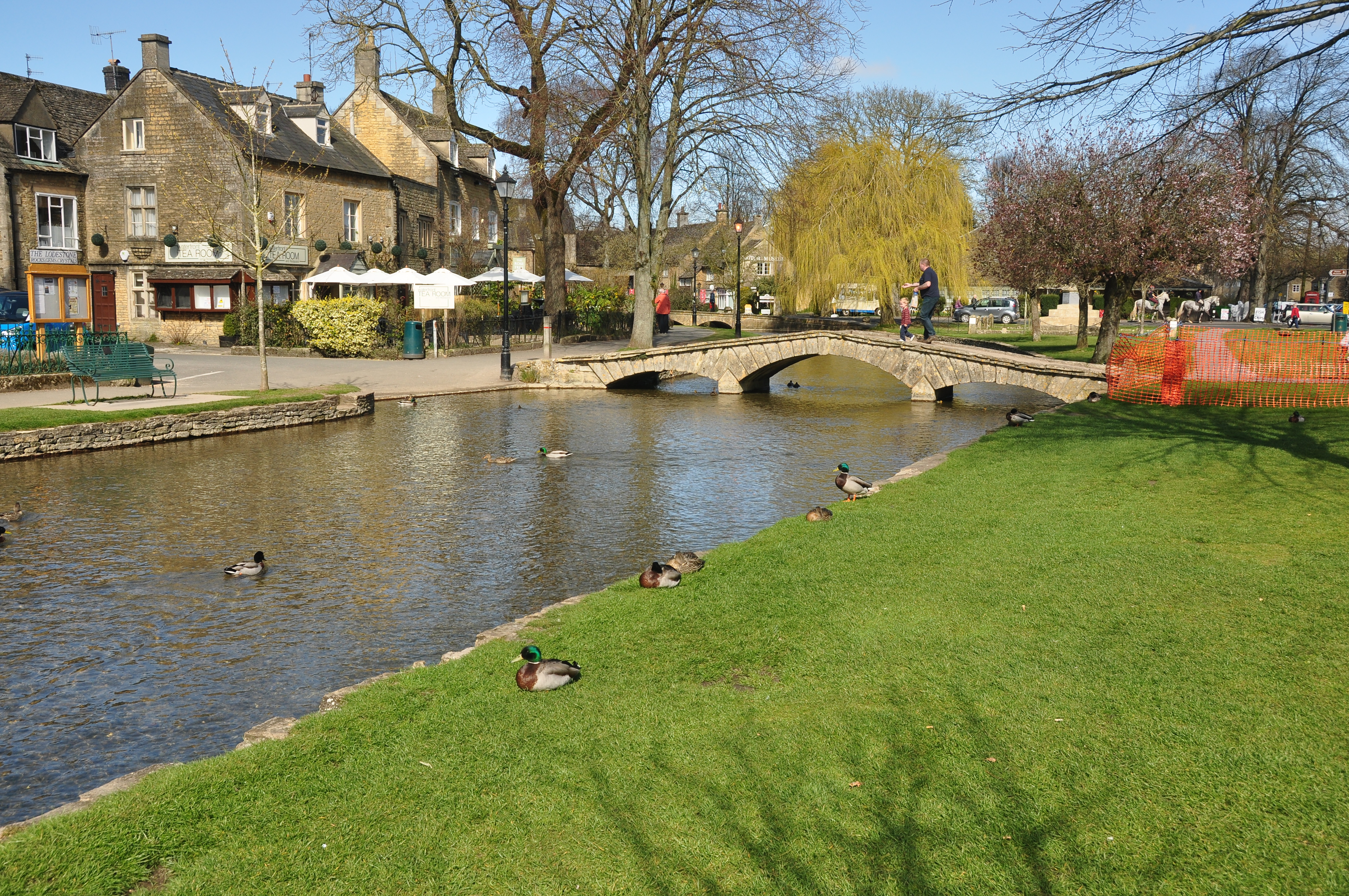 BourtonontheWater Holiday Ideas Whiteshoots Holiday Cottage